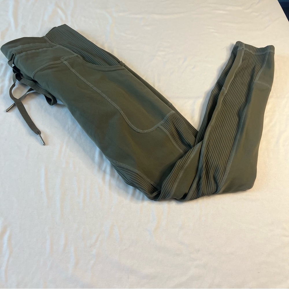 Glyder Olive Green Ribbed Leggings Drawstring High Rise Yoga Pants Medium